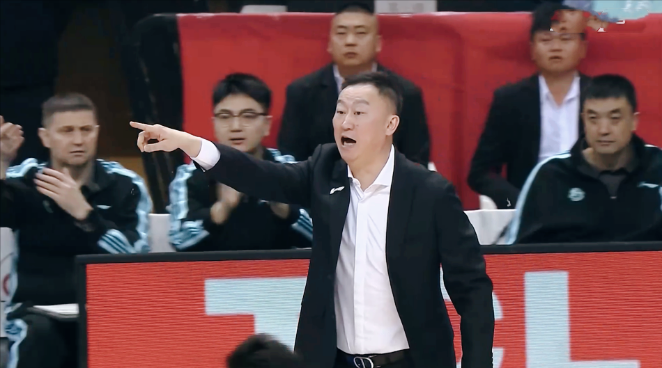 开云体育下载-30分惨败！2大新援难挽3连败，CBA关键1战：青岛摧枯拉朽升第5！