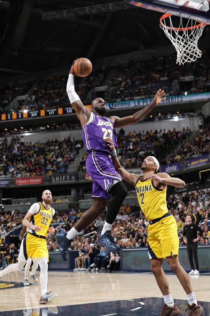 开云体育下载-湖人夏天版图已经写好，新星超级顶薪，老詹回如何选择？|季后赛|东契奇|勒布朗·詹姆斯|里夫斯|首轮_新浪体育_新浪新闻